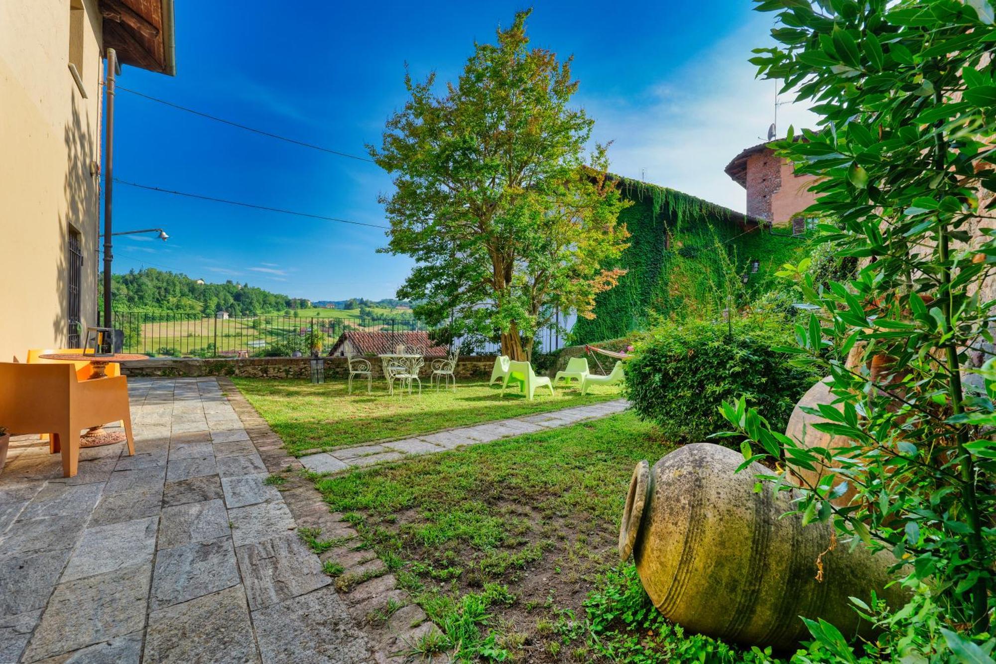 Viavai Bed and Breakfast Casalborgone Exteriör bild